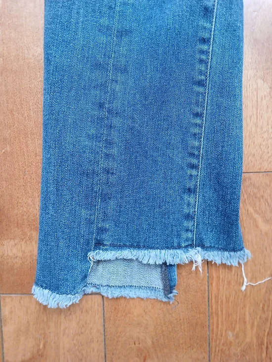 Citizens of Humanity Mid Wash Straight-Leg Jeans with Asymmetrical Hem - Picture 2 of 12